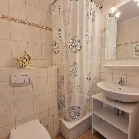 Apartment O06-008 *